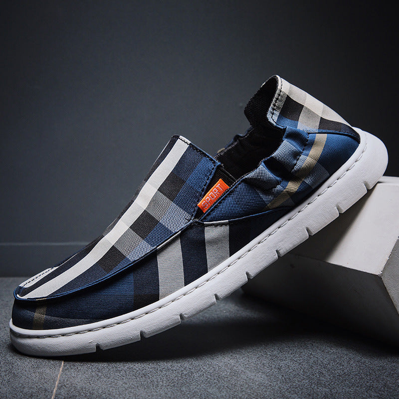 2021 new one foot men's shoes old Beijing cloth shoes set foot lazy shoes men driving plaid ventilation board shoes