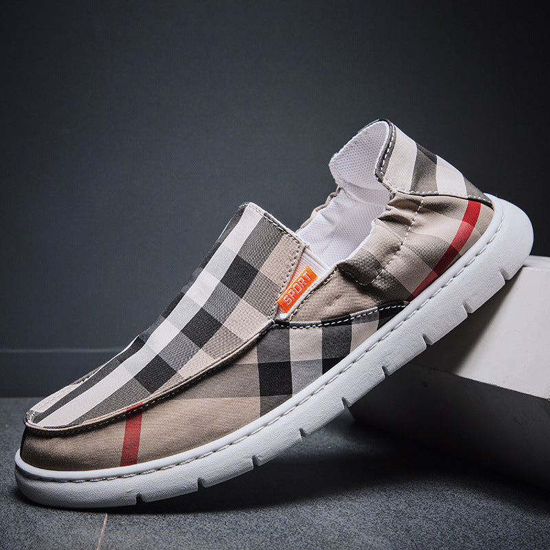 2021 new one foot men's shoes old Beijing cloth shoes set foot lazy shoes men driving plaid ventilation board shoes