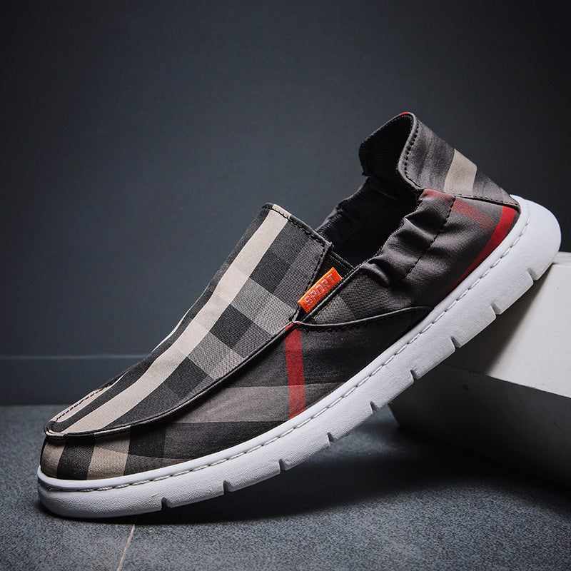 2021 new one foot men's shoes old Beijing cloth shoes set foot lazy shoes men driving plaid ventilation board shoes