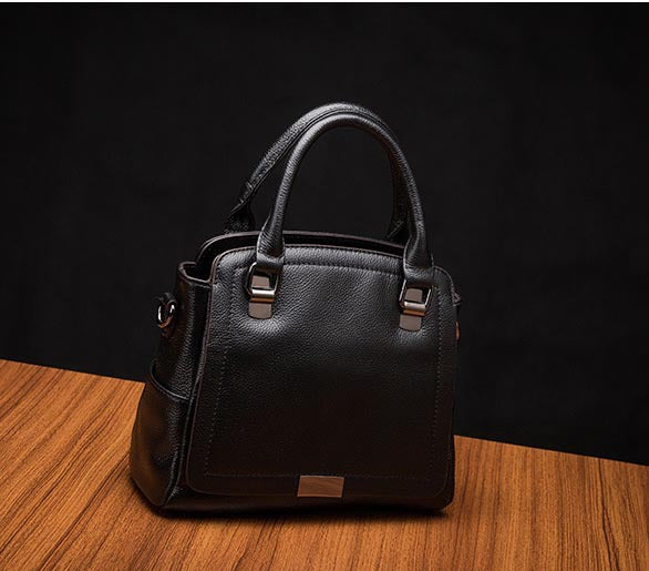 2021 spring new Japanese and Korean fashion trend handbag ladies leather shoulder Messenger bag female bag one generation