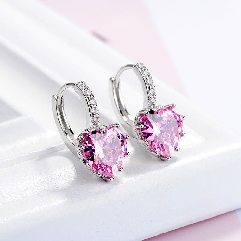 Korean version of the fashion earrings female heart-shaped zircon ear buckle fashion temperament simple earrings wholesale