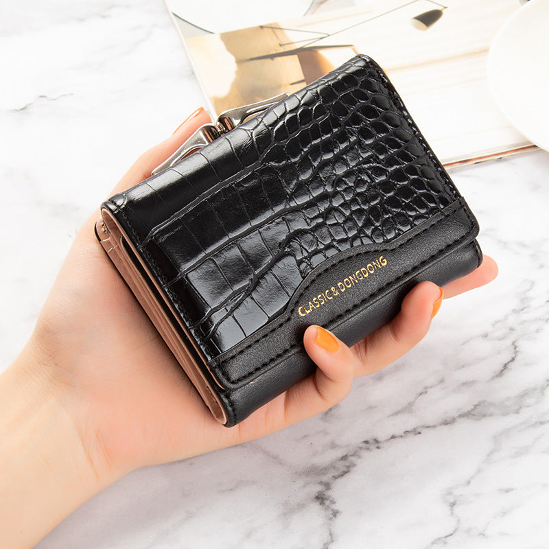 New wallet female short retro three fold folding students Korean version simple multi-card crocodile pattern coin coin purse