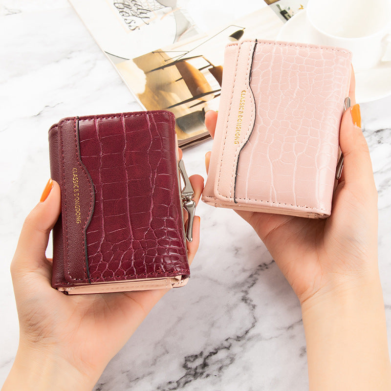 New wallet female short retro three fold folding students Korean version simple multi-card crocodile pattern coin coin purse