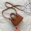 Messenger bag female 2020 new popular bag Korean version of the wild temperament handbag fashion INS shoulder small square bag